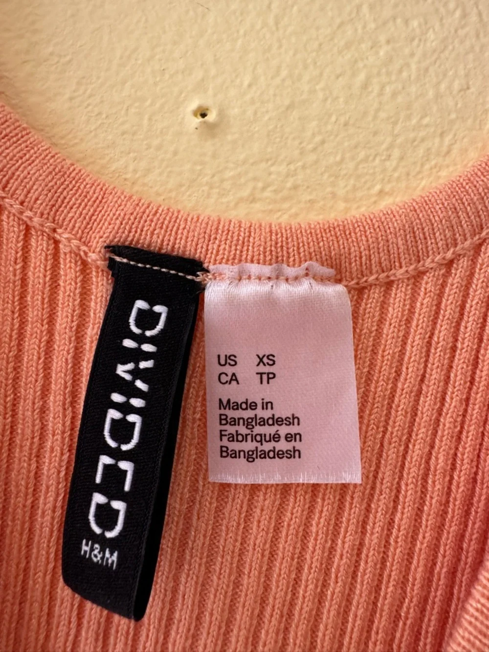 H&M Orange Ribbed Button-Front Crop Tank - Picture 3 of 3
